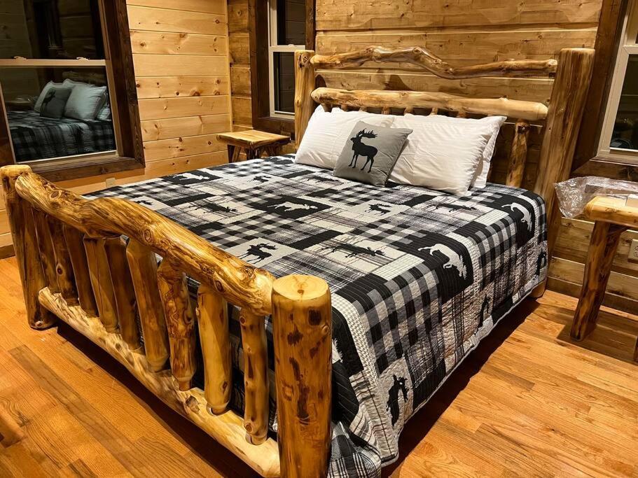 * * 4 Master Bedrooms, Views, Theater, Arcade, Evc Гатлінбург Екстер'єр фото
