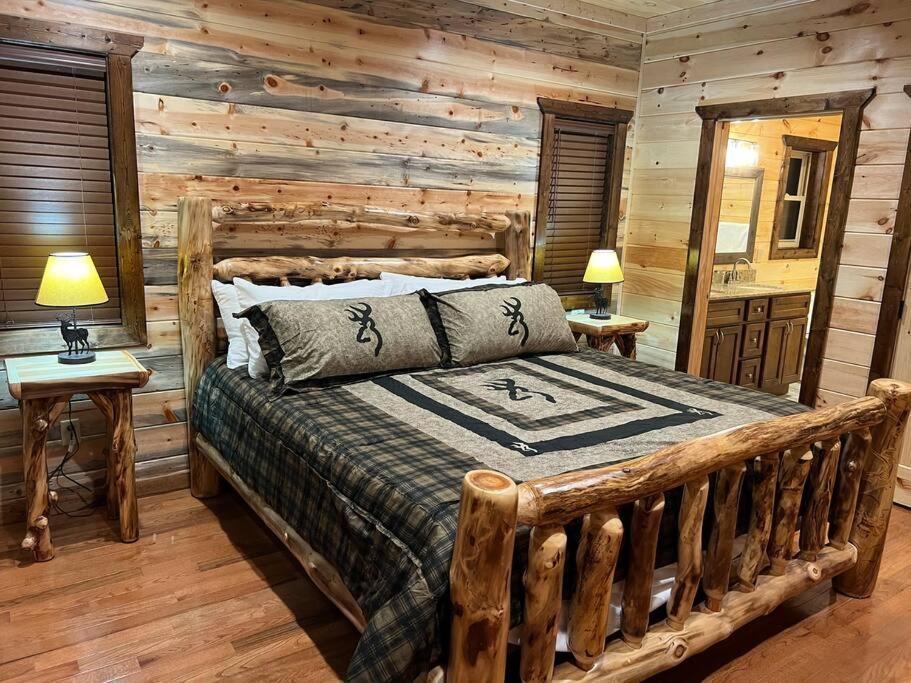 * * 4 Master Bedrooms, Views, Theater, Arcade, Evc Гатлінбург Екстер'єр фото